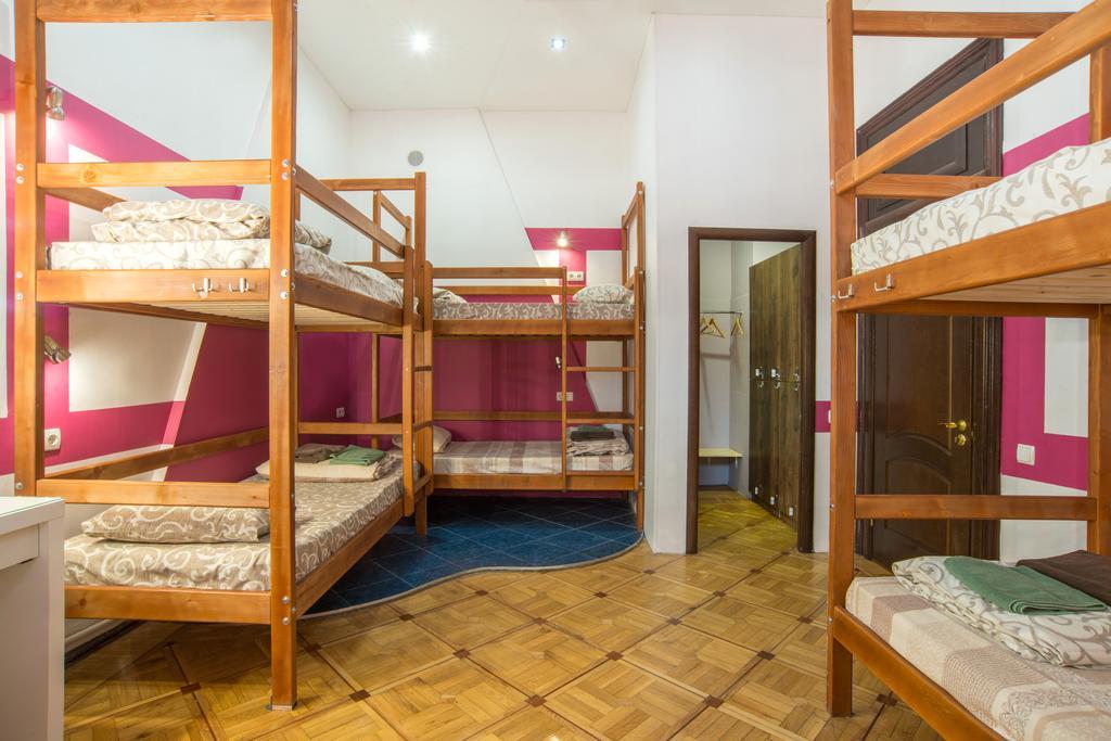 אודסה Hostel Berloga מראה חיצוני תמונה